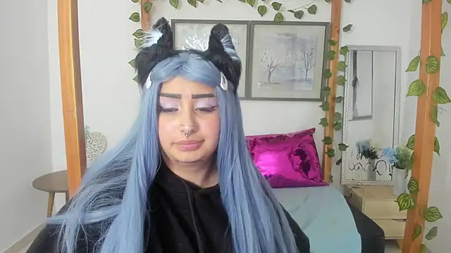 lussyevans24 online show from March 2025 10:27:02 AM