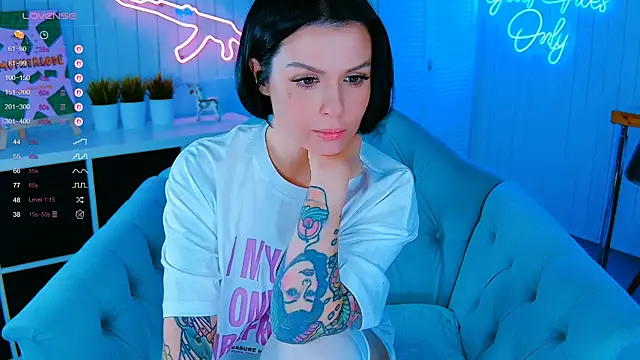 My toys pink online show from November 2025 03:27:02 AM