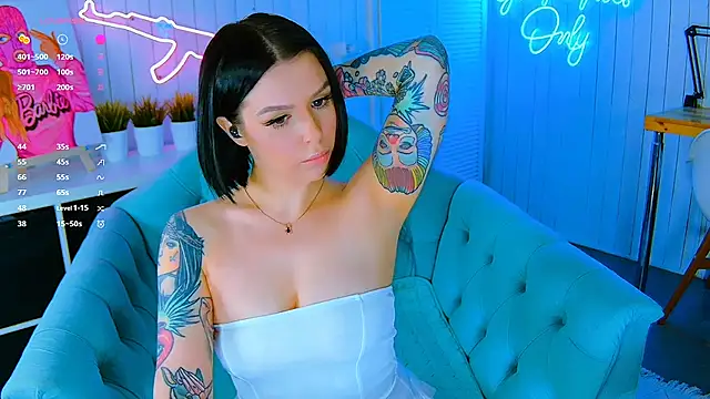 My toys pink online show from April 2026 09:34:03 PM