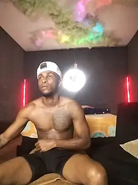 Snapshot of Ostinsanto chatting on November 2025 02:56:01 AM Ostinsanto online show from November 2025 02:56:01 AM