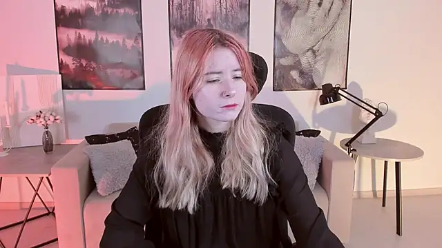 LexiWenford online show from December 2024 06:36:01 AM