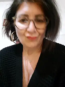 Viola8p online show from January 2026 03:50:01 PM