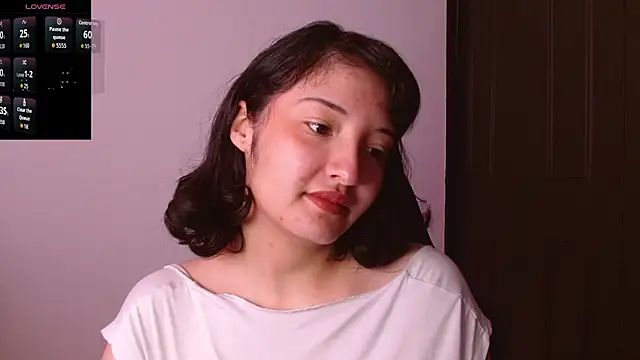 Snapshot of alexaa08 chatting on December 2025 01:07:01 PM alexaa08 online show from December 2025 01:07:01 PM