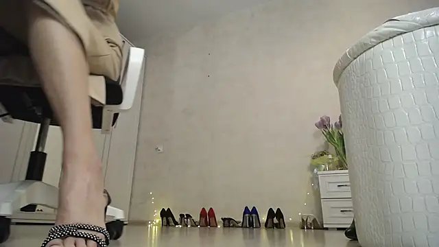 Devil Goddess online show from March 2025 06:34:02 PM