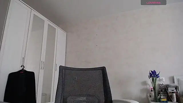 Devil Goddess online show from April 2026 02:26:01 PM