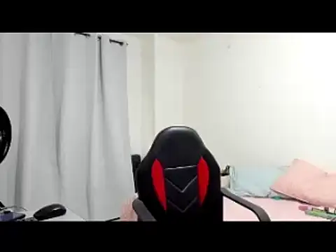 Snapshot of Sanddi_milff chatting on January 2025 09:00:01 PM Sanddi milff online show from January 2025 09:00:01 PM