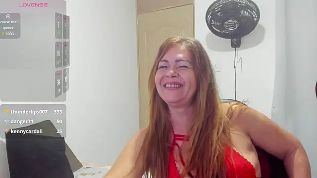 Snapshot of Sanddi_milff chatting on November 2025 04:42:01 PM Sanddi milff online show from November 2025 04:42:01 PM