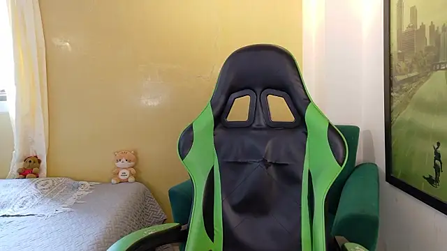 kittyzenn online show from March 2026 04:02:02 PM