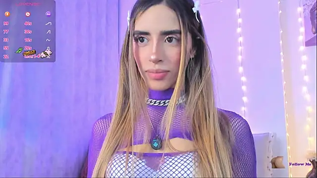 StormiRusso online show from November 2025 01:39:02 AM