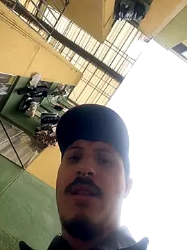 Snapshot of xBarnewWalk2 chatting on December 2025 03:30:02 PM xBarnewWalk2 online show from December 2025 03:30:02 PM