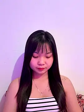 Maeve2k5 online show from November 2025 12:48:02 PM