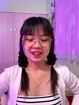 Maeve2k5 online show from December 2025 02:06:02 AM