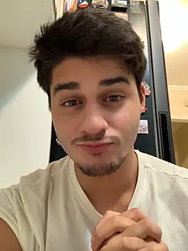 Eggsyapel online show from October 2025 01:17:02 AM
