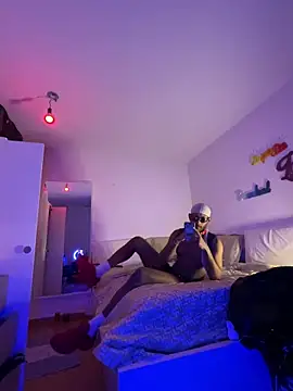 Snapshot of esteraulxxx chatting on December 2024 12:45:02 AM esteraulxxx online show from December 2024 12:45:02 AM