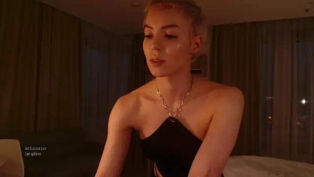 spiklencii online show from September 2025 03:45:01 PM