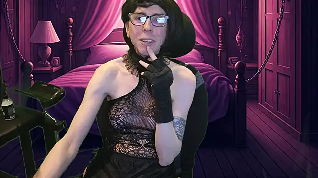 Snapshot of april_show_her chatting on March 2025 10:18:02 PM april show her online show from March 2025 10:18:02 PM