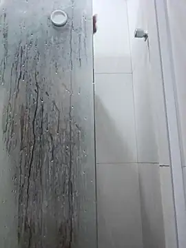 Snapshot of Binhosex2024 chatting on November 2025 04:48:01 AM Binhosex2024 online show from November 2025 04:48:01 AM