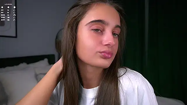 Snapshot of PiquingOgalala chatting on November 2025 01:09:02 AM PiquingOgalala online show from November 2025 01:09:02 AM