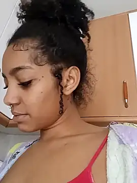 Laanegraofficial  online show from January 2025 01:33:02 PM