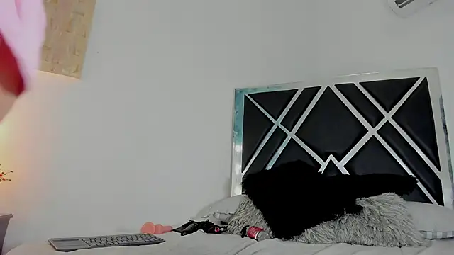 anahidolls online show from January 2025 04:02:01 PM