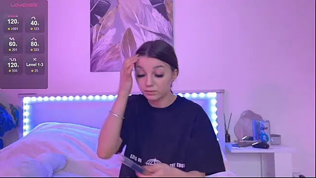 Veronica leal online show from October 2025 09:46:02 AM