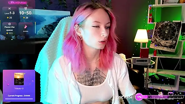 Snapshot of _HelenCarter chatting on November 2025 08:57:01 PM HelenCarter online show from November 2025 08:57:01 PM