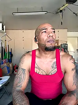 Snapshot of athephenomenal1 chatting on September 2025 12:23:02 AM athephenomenal1 online show from September 2025 12:23:02 AM