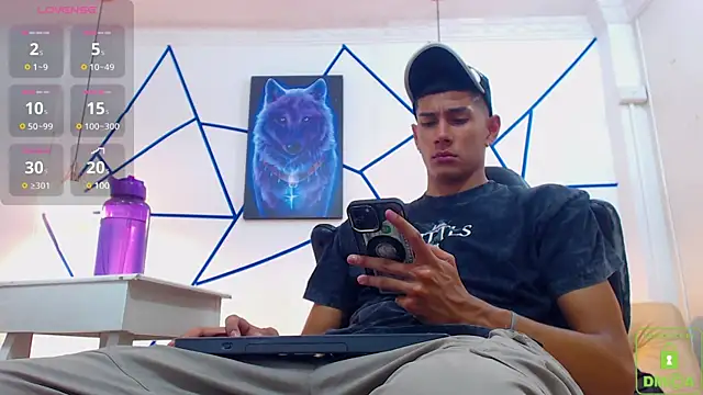 Valerio 20 online show from December 2024 08:15:01 PM