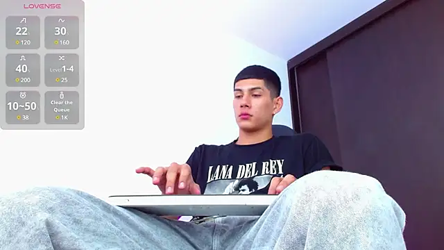 Valerio 20 online show from February 2025 07:53:01 PM