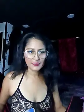 AdelinaMiran90 online show from October 2025 04:46:02 AM