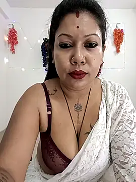 YOUR LOVELY-40 online show from October 2025 11:39:02 AM