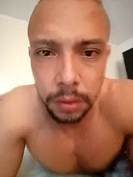 Snapshot of Thiago_Summers chatting on February 2026 12:09:02 PM Thiago Summers online show from February 2026 12:09:02 PM