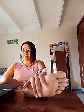 carlajames  online show from March 2026 10:35:02 PM