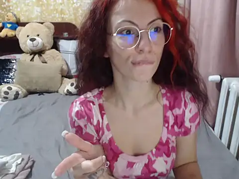 Snapshot of Emmatoo chatting on February 2025 11:34:02 AM Emmatoo online show from February 2025 11:34:02 AM