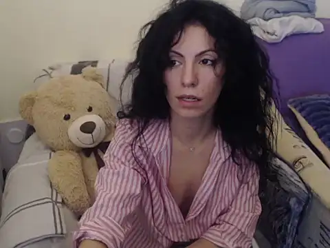 Emmatoo online show from January 2026 01:49:02 PM