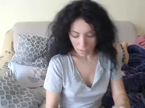 Emmatoo online show from February 2026 09:23:01 AM