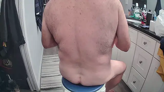 Snapshot of lou63ponce chatting on February 2025 09:06:02 PM lou63ponce online show from February 2025 09:06:02 PM