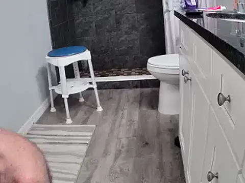 Snapshot of lou63ponce chatting on March 2025 03:28:02 PM lou63ponce online show from March 2025 03:28:02 PM