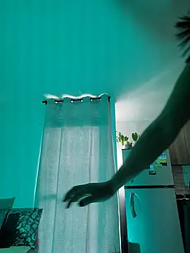 Pamela Rosal online show from November 2025 02:28:01 PM