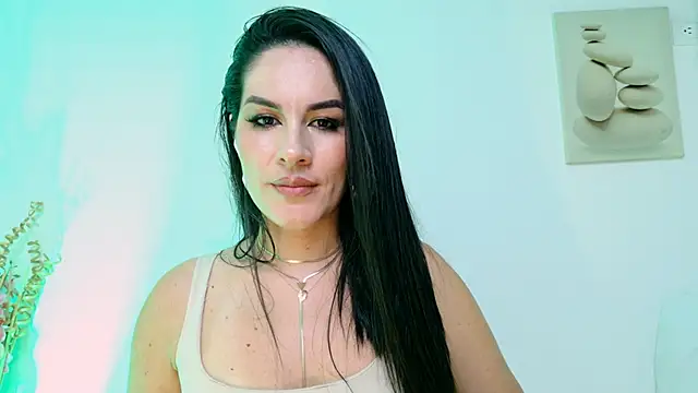 Pamela Rosal online show from December 2025 07:53:02 PM