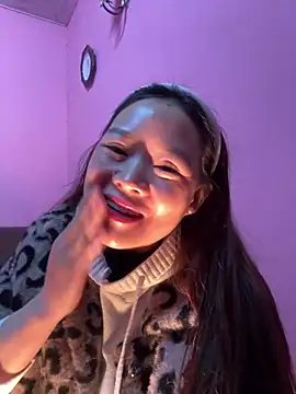 Hellen 111 online show from January 2025 02:11:01 PM