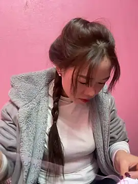 Hellen 111 online show from February 2025 12:56:01 PM