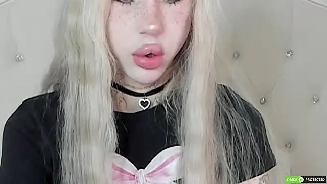 Snapshot of Joy_Barker chatting on November 2025 08:33:02 AM Joy Barker online show from November 2025 08:33:02 AM