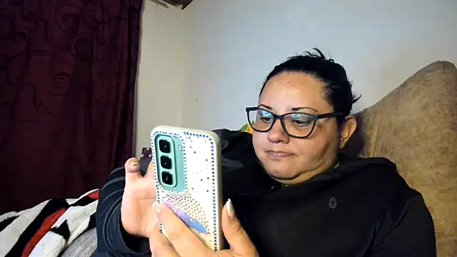 tetasgrandes karol online show from November 2025 05:02:02 PM