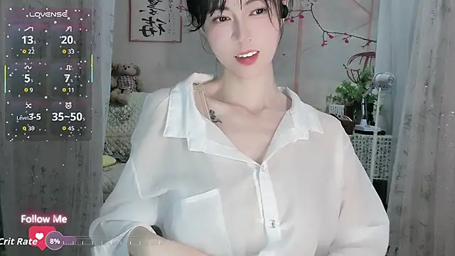 Lisa-s online show from November 2025 01:45:01 PM