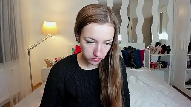 Snapshot of KateRedgar chatting on February 2025 10:07:01 AM KateRedgar online show from February 2025 10:07:01 AM