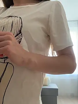 Snapshot of KateRedgar chatting on September 2025 02:05:02 PM KateRedgar online show from September 2025 02:05:02 PM