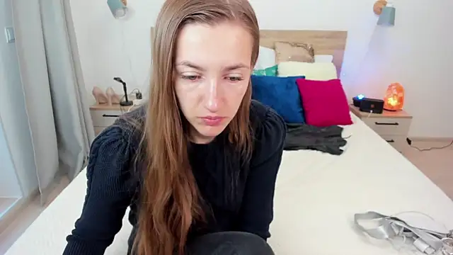 Snapshot of KateRedgar chatting on September 2025 01:27:01 PM KateRedgar online show from September 2025 01:27:01 PM