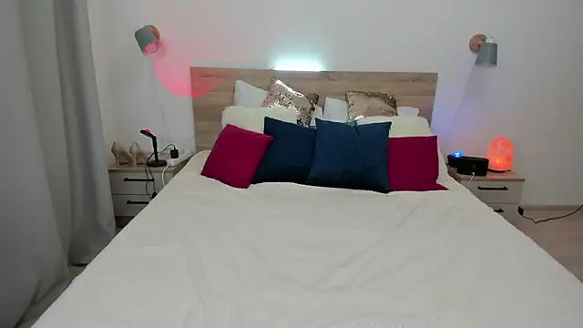 Snapshot of KateRedgar chatting on October 2025 07:33:02 PM KateRedgar online show from October 2025 07:33:02 PM