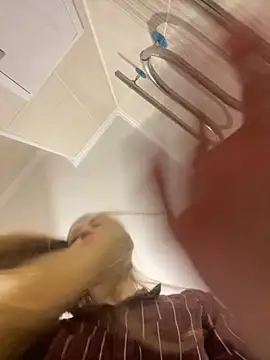 Snapshot of KateRedgar chatting on October 2025 08:24:02 AM KateRedgar online show from October 2025 08:24:02 AM